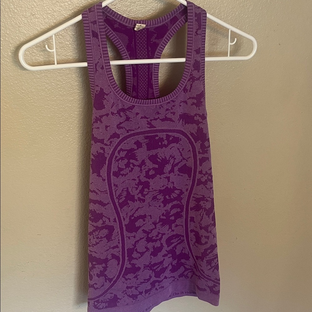 Lululemon Swiftly Tech Racerback Tank Top 4 - Picture 2 of 5
